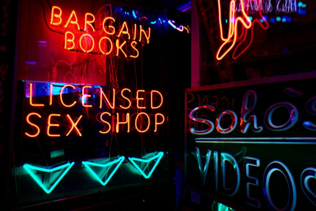 Bargains Inside Neon Sign, Neon Bargains Inside Shop Sign